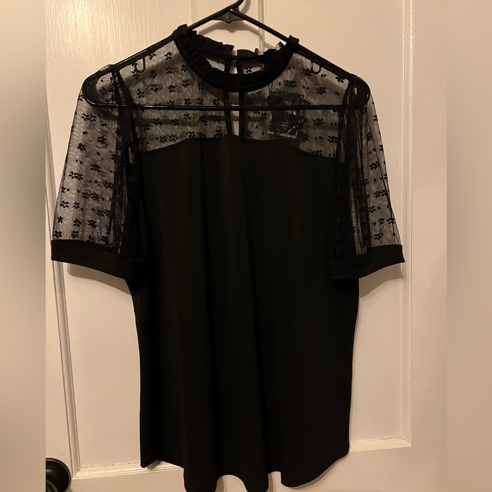 Adrianna Papell Black Top- M